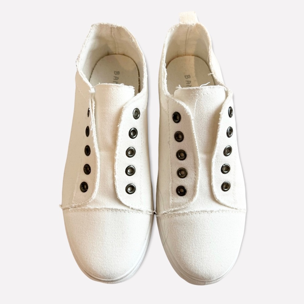 Bamboo's Women's Canvas Laceless Slip On Sneaker Sz 7.5